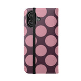 iPhone 17 Peňaženkový Kryt z vegánskej kože – dizajn Pink Plum Polka Dot