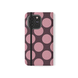 Peňaženkový kryt z vegánskej kože na iPhone 13 Pro – dizajn Pink Plum Polka Dot