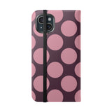 iPhone 15 Plus Peňaženkový Kryt z vegánskej kože – dizajn Pink Plum Polka Dot